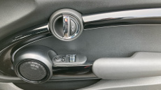 MINI Hatchback 135kW Cooper S Level 3 33kWh 3dr Auto Electric Hatchback